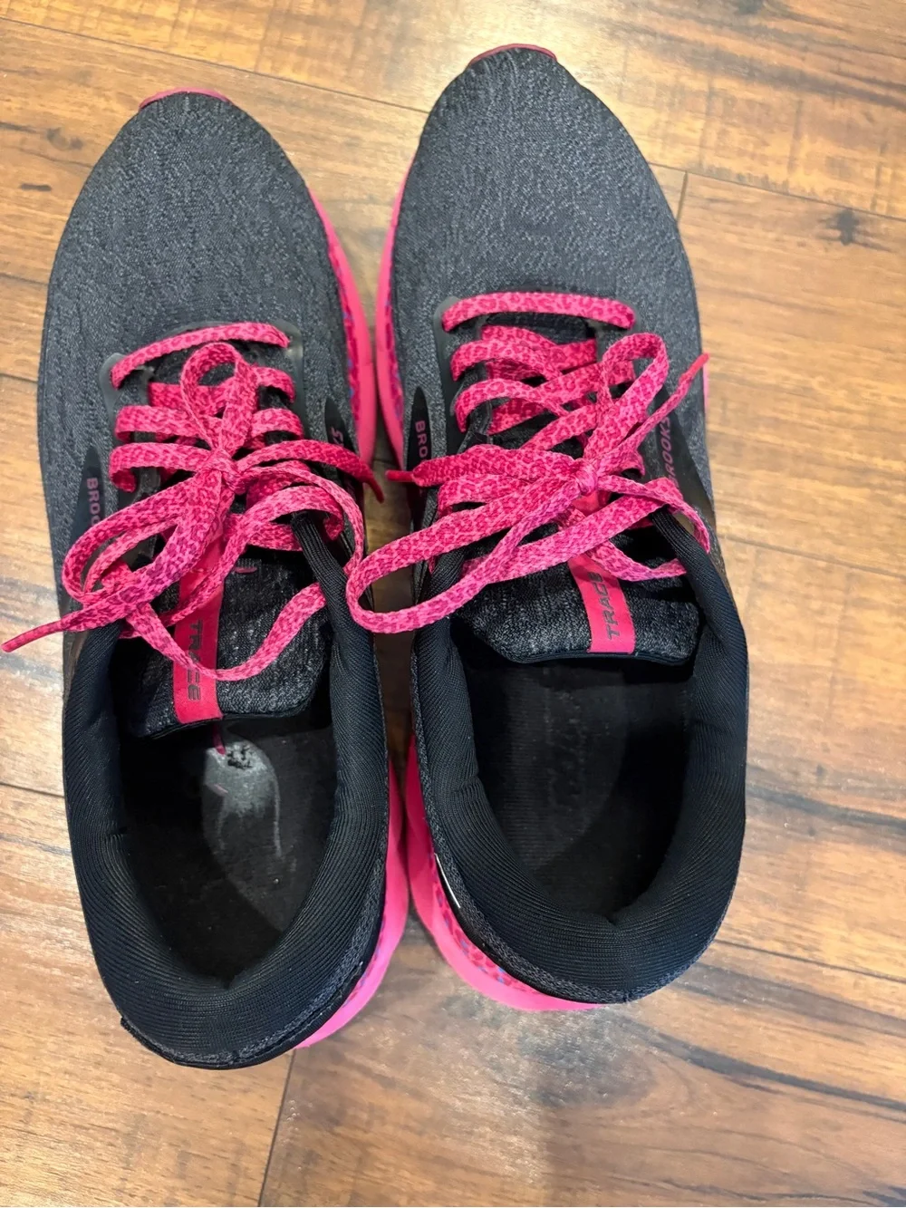 Brooks Trace 2 Women Size 11 Running Shoes Cosmic Cheetah Pink Black Leopard
